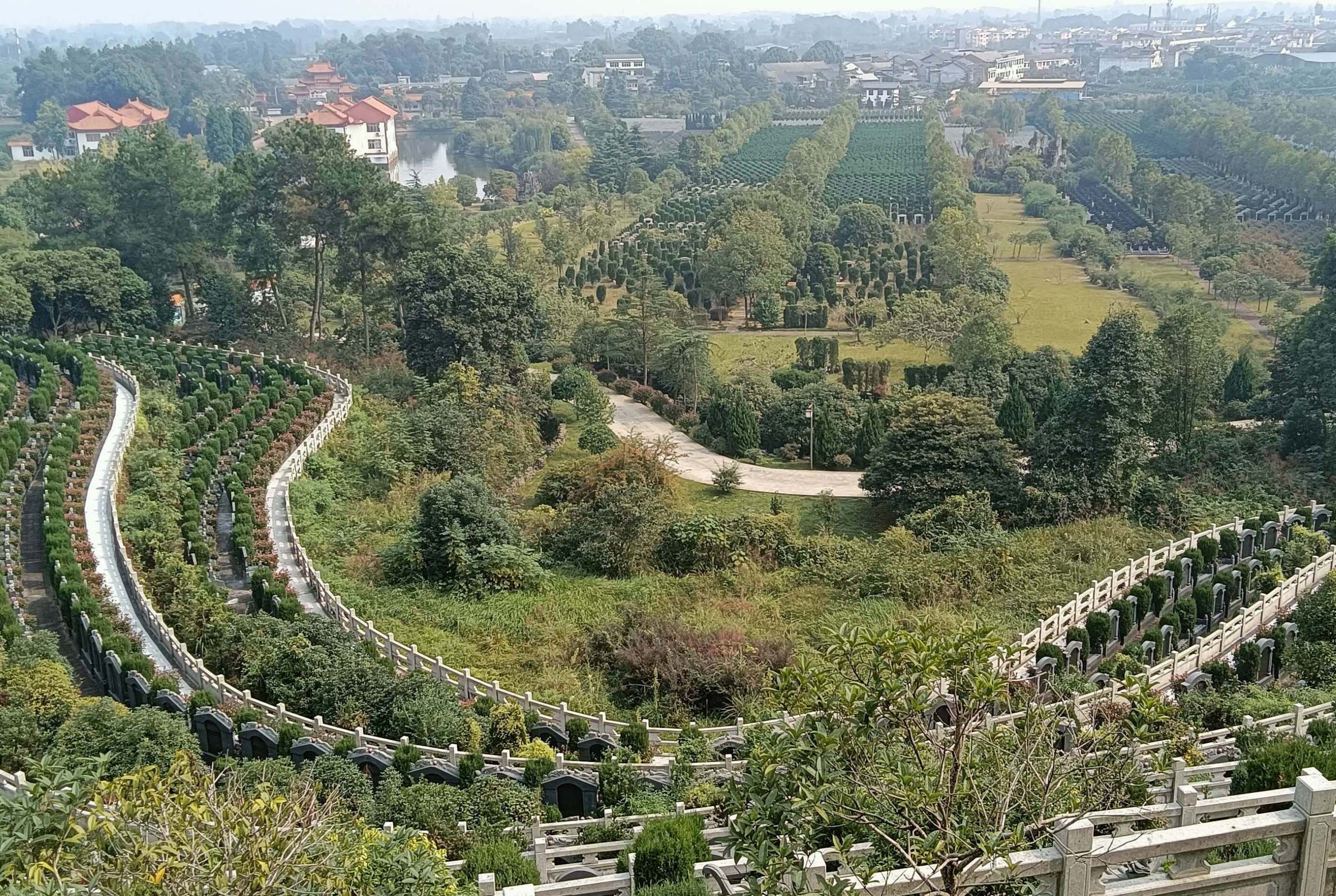 金牛墓地价格-选择墓地时风水该如何选择呢